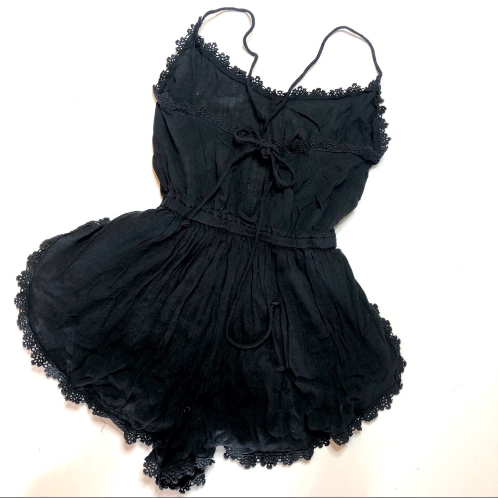 NWOT Abercrombie & Fitch Black Crochet Romper XS - Picture 4 of 10
